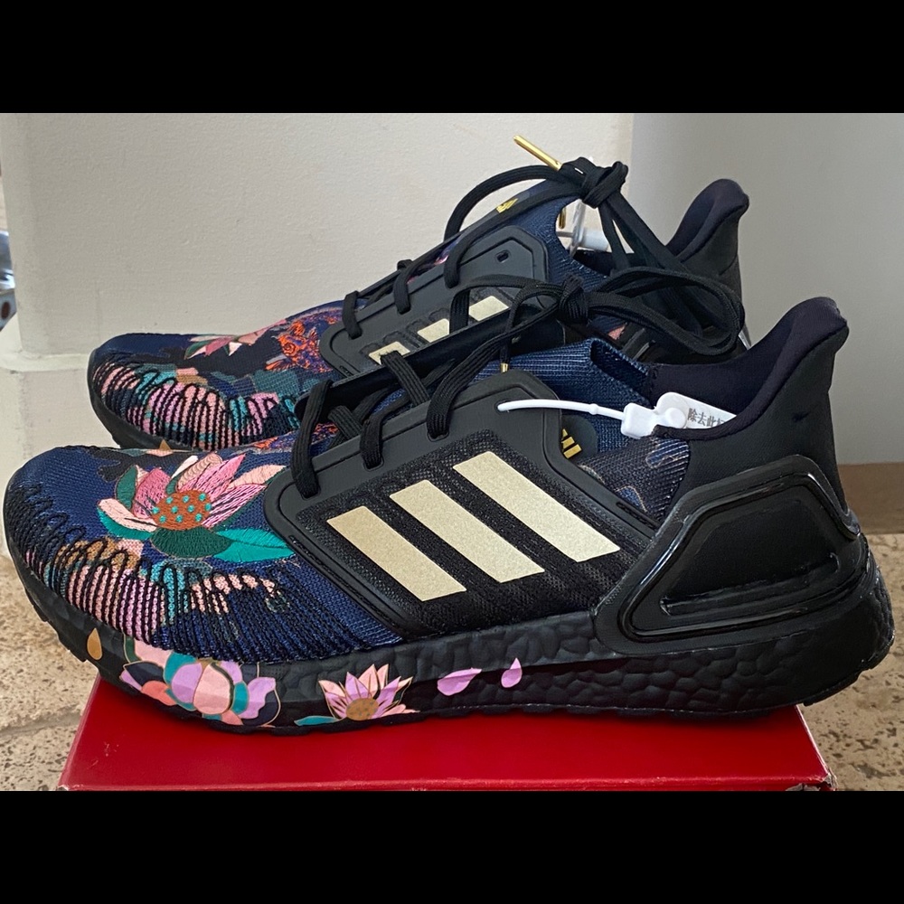 Adidas UltraBoost 20 Marathon Shoes US Women’s 8